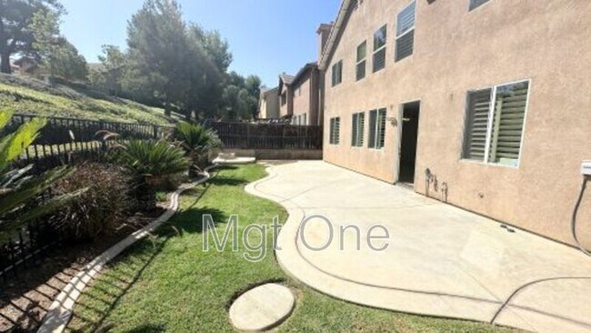 Building Photo - 11266 Evergreen Loop