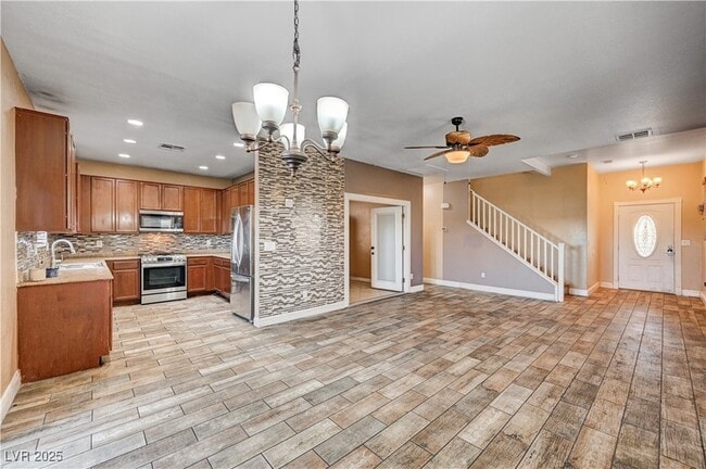 Building Photo - 5674 Diamond Palm Ct