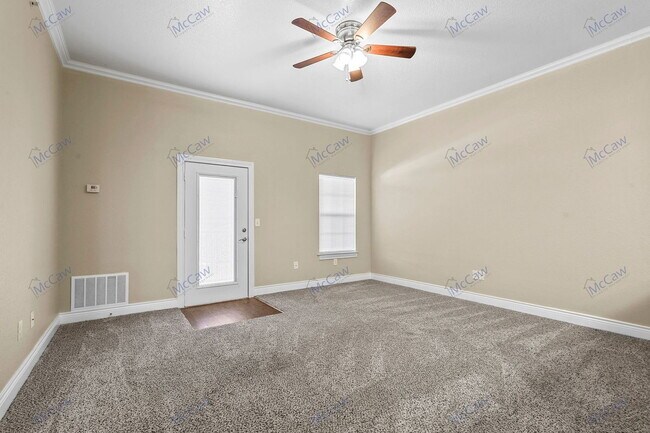 Building Photo - 301 County Rd 207