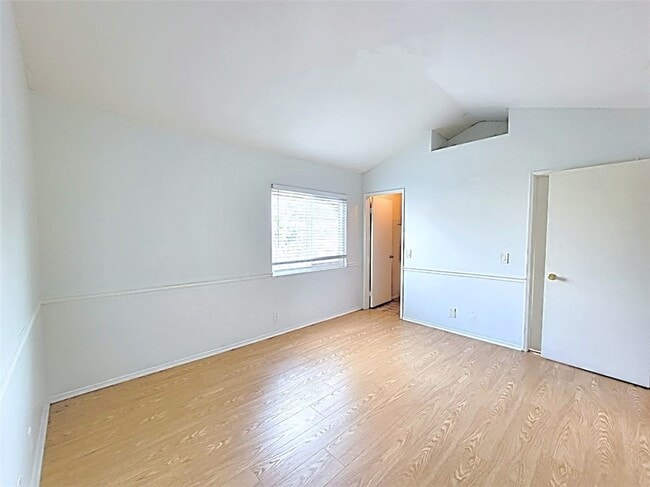Building Photo - 28076 Wentworth