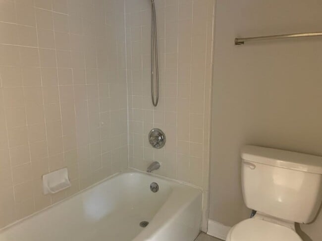 Building Photo - For Rent