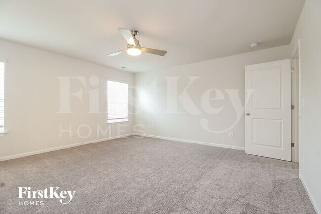 Building Photo - 712 Ridgemoor Trl