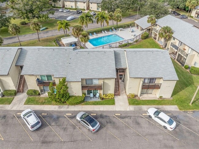 Building Photo - 4215 E Bay Dr