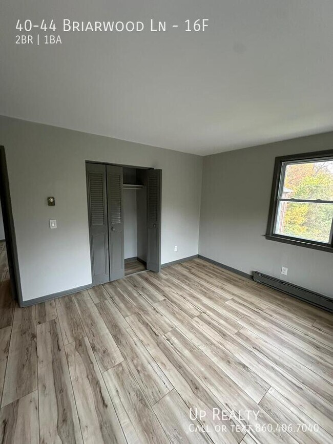 Building Photo - 40-44 Briarwood Ln-16F