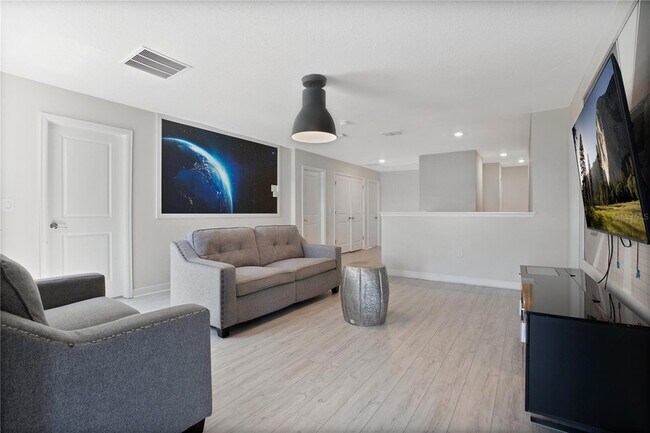 Building Photo - 1613 Maidstone Ct