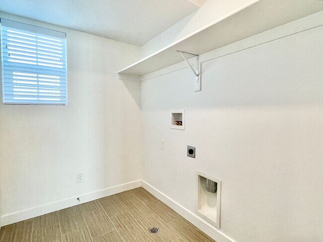 Building Photo - FIRST MONTH FREE!