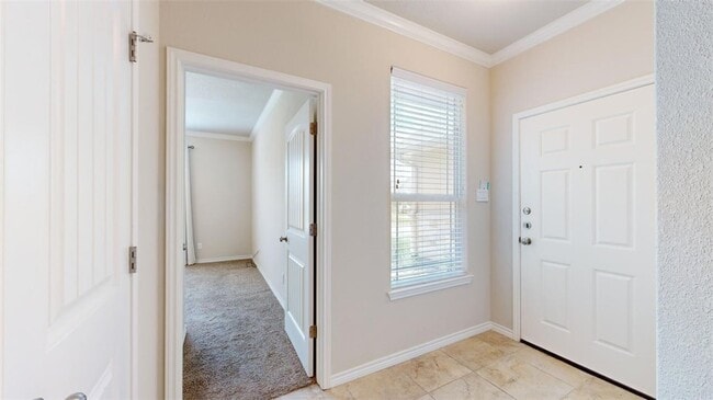 Building Photo - 3805 Silverthorne Ln