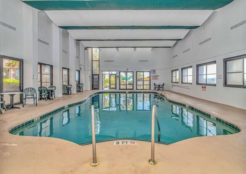 Building Photo - 2500 N Ocean Blvd
