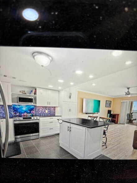 Kitchen - 151 Calhoun Ave