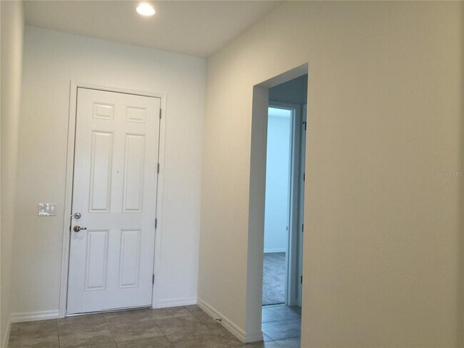 Building Photo - 9169 Carmela Ave