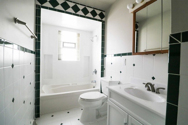Building Photo - 3239 W 51st Pl