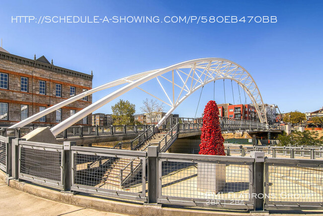 Building Photo - Amazing LODO Sky Views