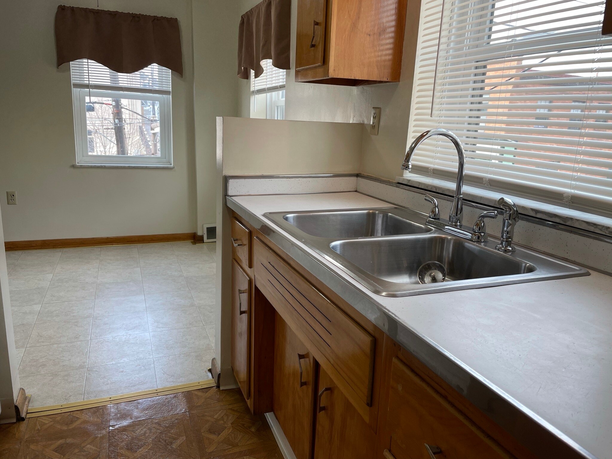 Kitchen Sink - 63 W Pike St