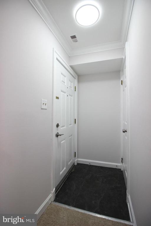 Building Photo - 1218 Eton Ct NW