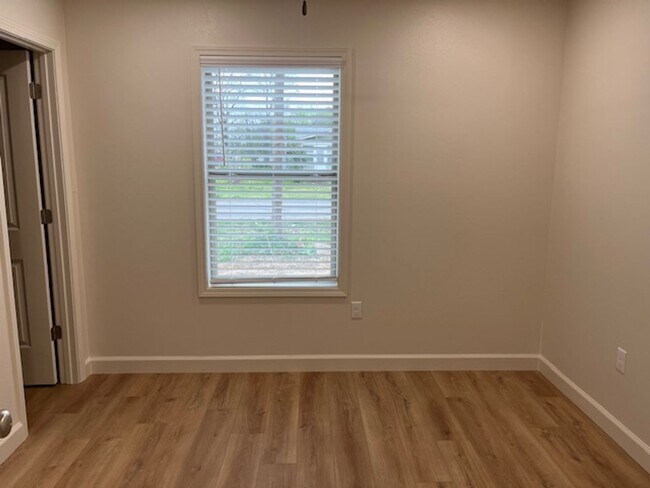 Building Photo - Introducing a newly constructed 3-bedroom, 2-bathroom house in the desirable location of Russellv...