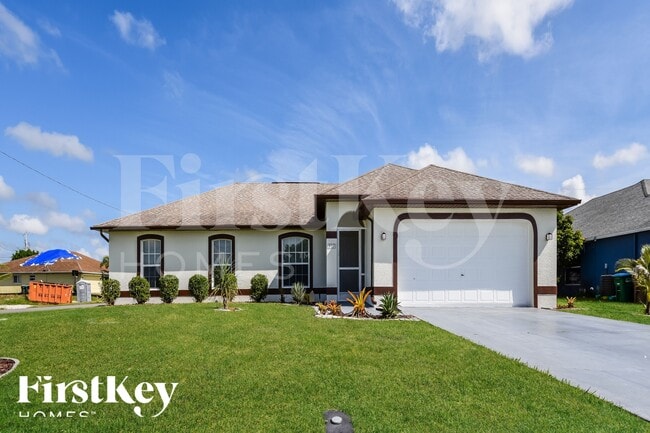 Building Photo - 817 NE 9th St