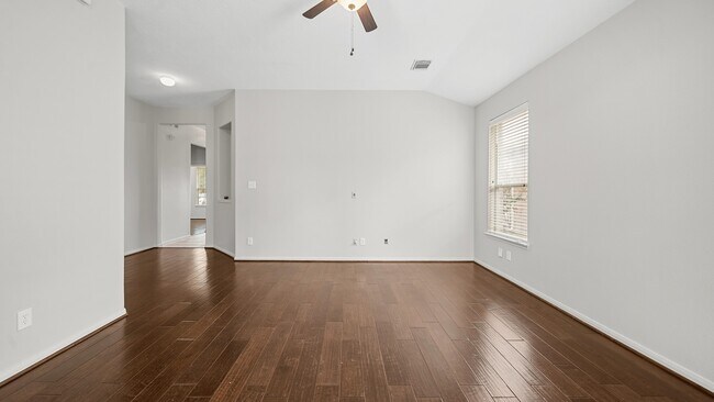 Building Photo - 15710 Flagstone Walk Way