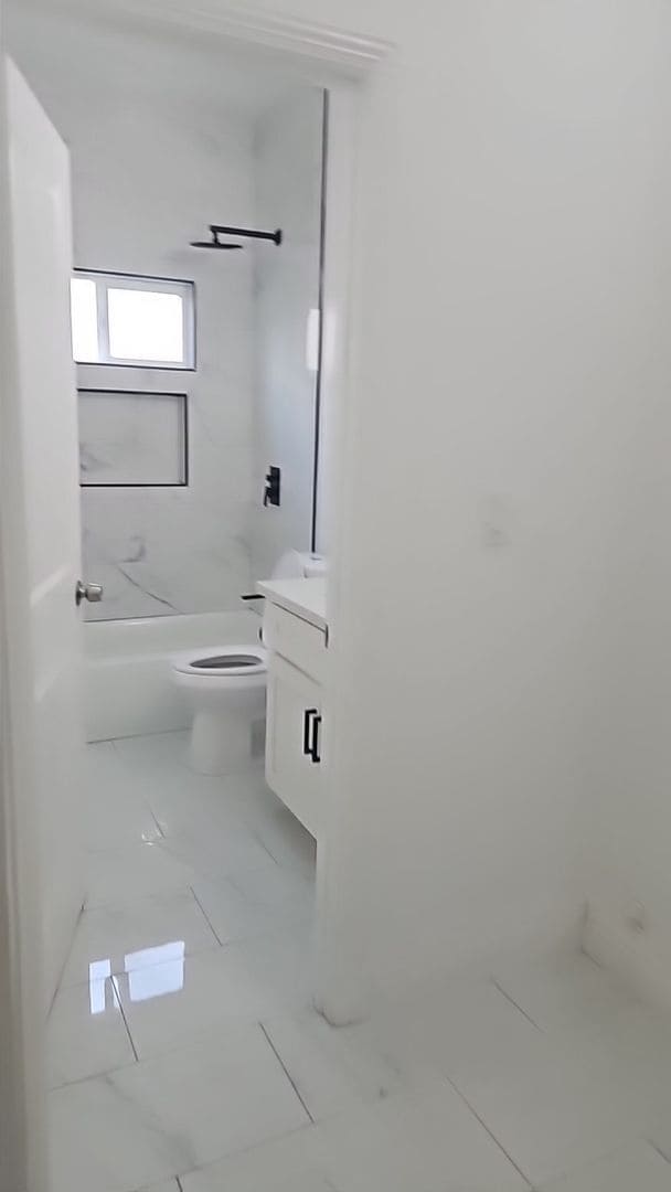 Building Photo - 947 W Magnolia St