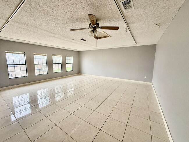 Building Photo - 1214 St Patrick Dr