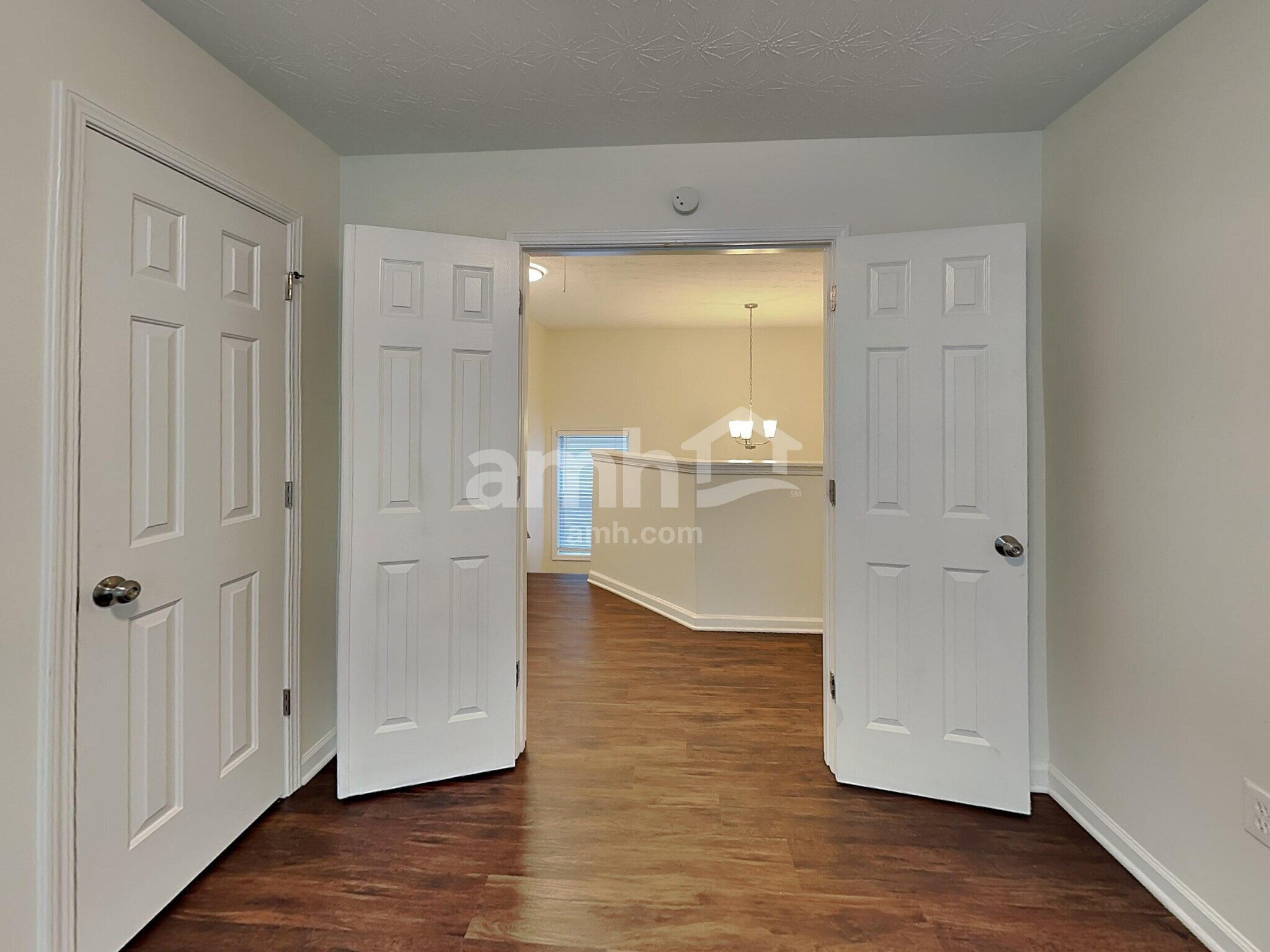 Building Photo - 4294 Windale Dr NW