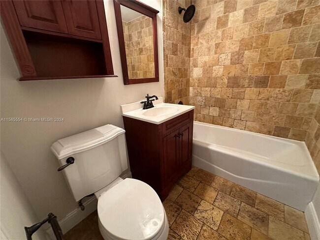 Building Photo - 35 Antilla Ave