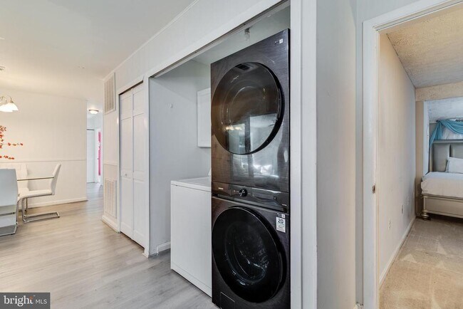 Building Photo - 314 Rivermont Dr