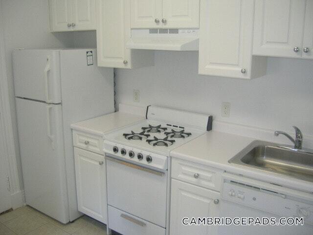Building Photo - 24 Chauncy St