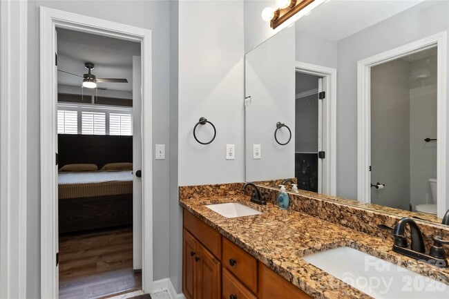 Building Photo - 11420 Mangla Dr