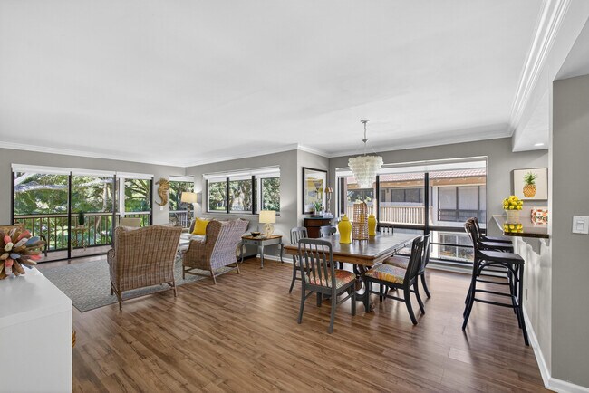 Building Photo - 605 Brackenwood Cove