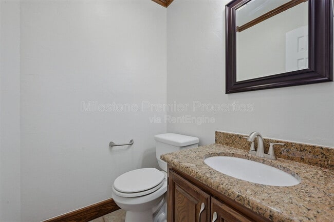 Building Photo - 3118 Normandy Dr