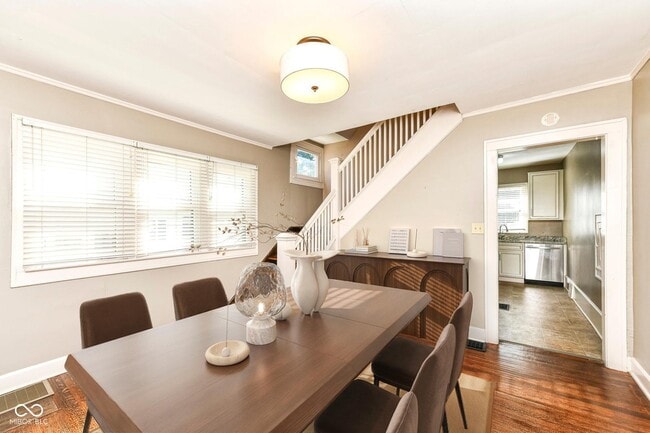 Building Photo - 6038 N College Ave