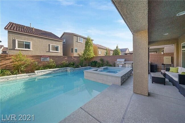 Building Photo - 5647 Camilla Cellars Ct