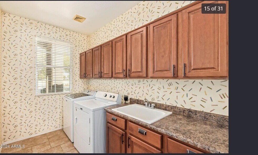 Building Photo - 45031 W Woody Rd