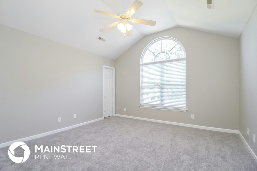 Building Photo - 977 Peachtree Meadows Cir