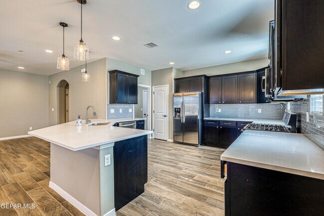 Building Photo - 12315 Houghton Springs Dr