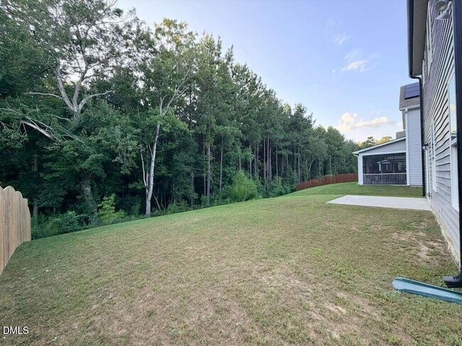 Building Photo - 109 Steel Springs Ln
