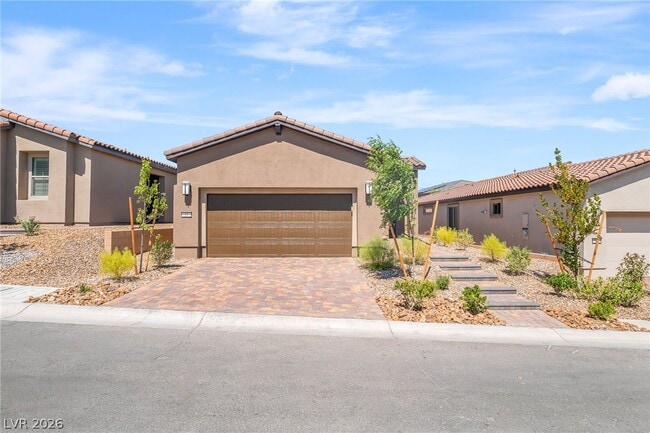 Building Photo - 57 Lk Blf Ct