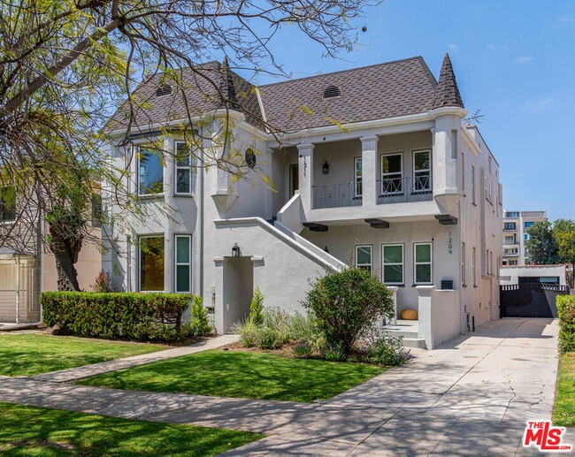 Building Photo - 1209 S Highland Ave
