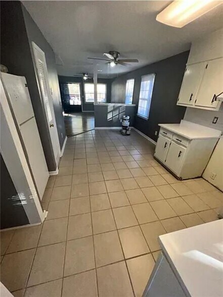 Building Photo - 1152 Pinedale Cir NW