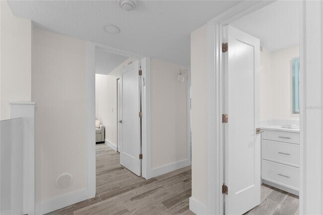 Building Photo - 1390 Gulf Blvd