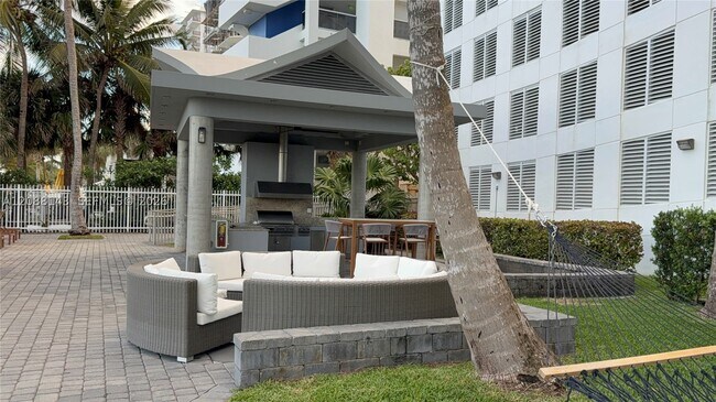 Building Photo - 6301 Collins Ave
