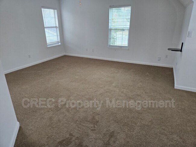 Building Photo - 3019 Woodington Pl
