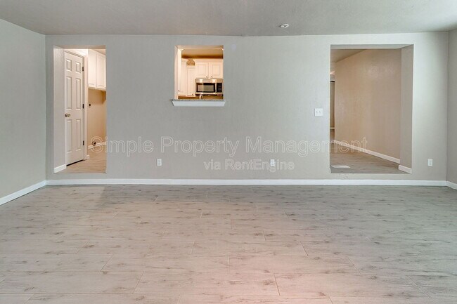 Building Photo - 120 N Ranchwood Blvd