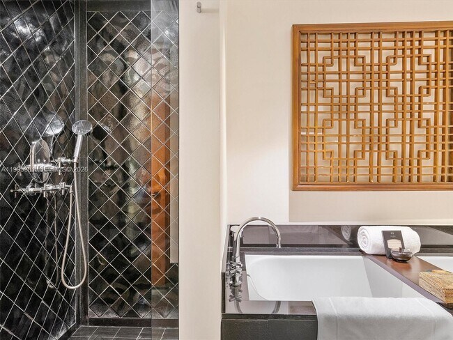 Building Photo - 101 20th St