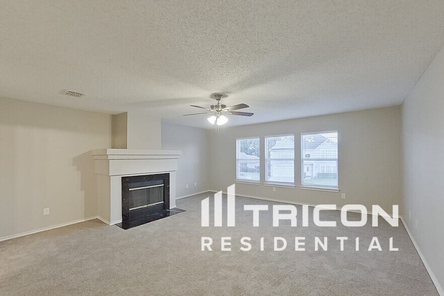 Building Photo - 2208 Capstan Dr