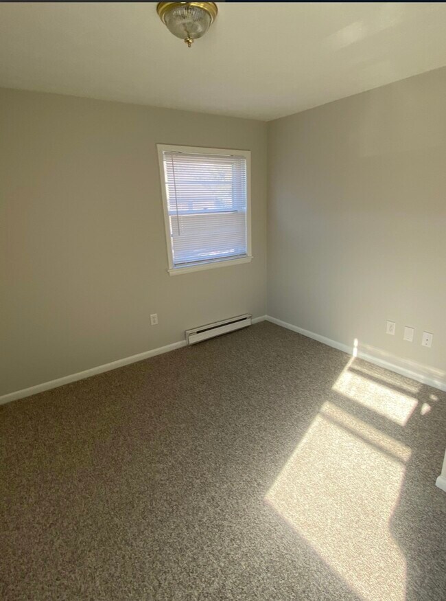 Building Photo - 2407 Bare St.