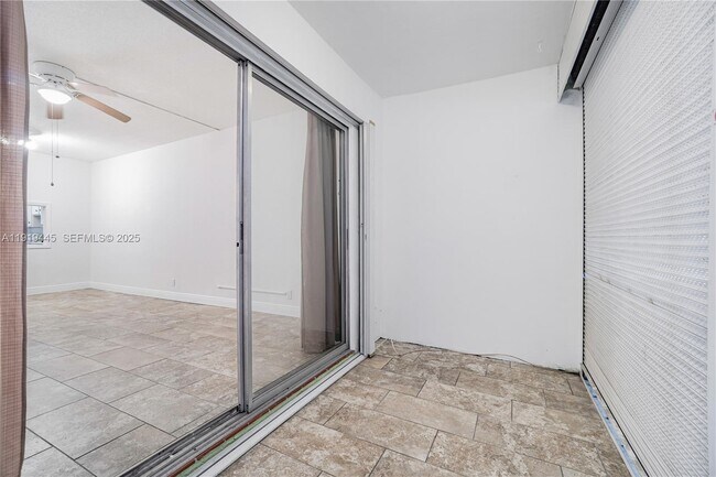 Building Photo - 5800 Margate Blvd