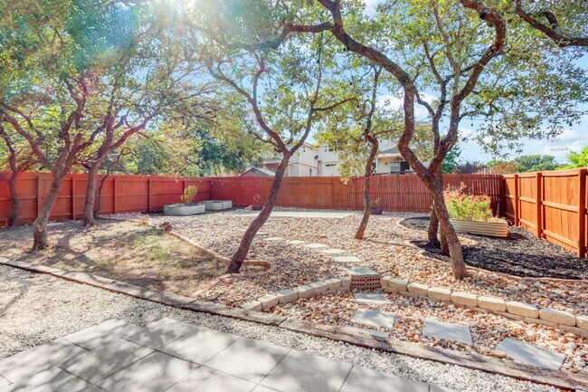 Building Photo - 10838 Black Wolf Bay