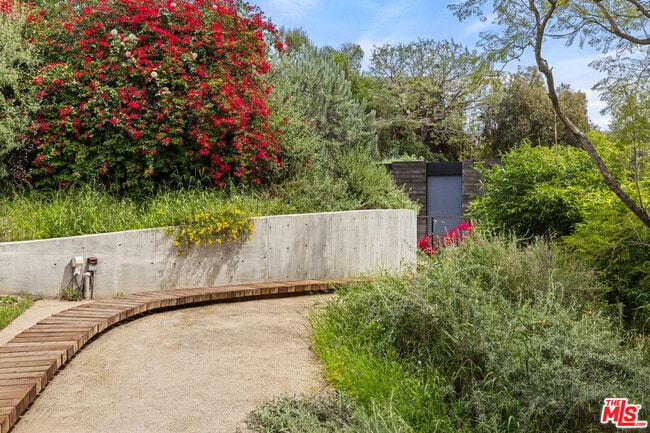 Building Photo - 1664 Benton Wy