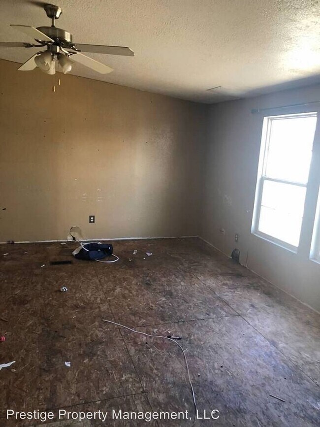 Building Photo - 4 br, 2 bath House - 202 Cedar Ave